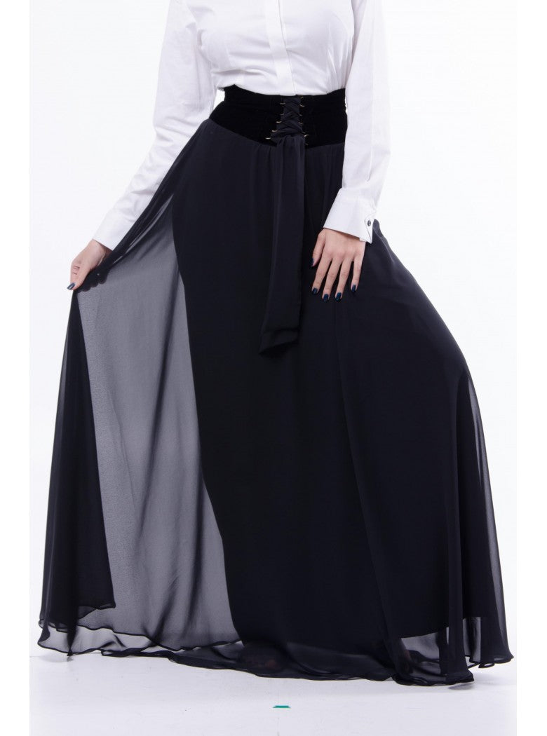 Fusta voal cu brau din catifea de matase.