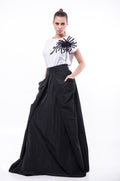 Fusta tafta cu buzunare ample - negru.